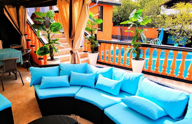 Sea Marble Villa Apartments - Photo 25