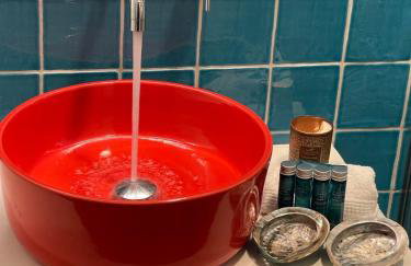 Julietta Suites - Photo 30