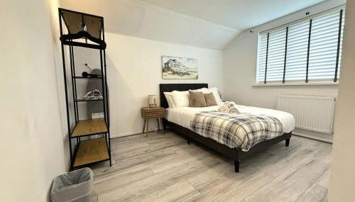 Serene 3-Bedroom Family Rochdale Home with Garden - Foto 3