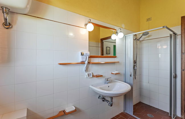 Rustic Holiday Home in Citta di Castello With Swimming Pool - Photo 62