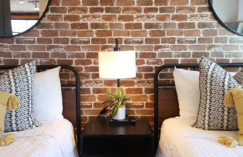 Nashville Oasis at The Muse Modern 2BR with Balcony Rooftop Views - Foto 44