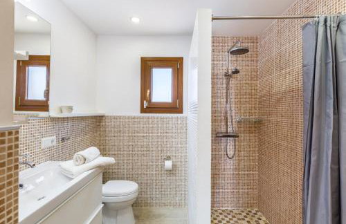 Casa Can Picarola - Photo 20