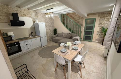 Jolie Maison spacieuse 6 min Centre Auxerre - Foto 6