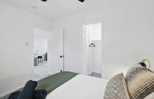 Modern 2BR Unit Hot Tub - Foto 12