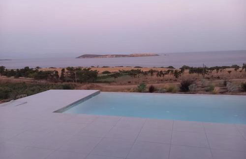 Drios Hillhouse - Photo 13