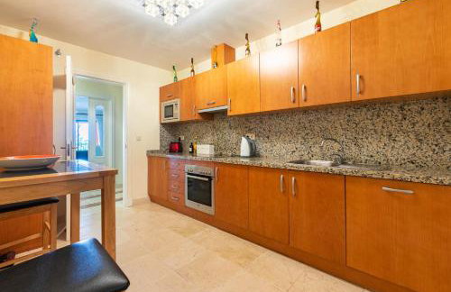 Royal Flamingos Sea View Apartman - Foto 25