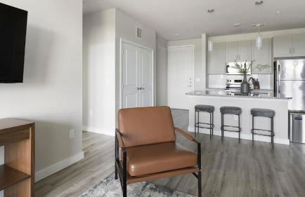 Landing Stylish 1BD Pool Gym - Foto 28