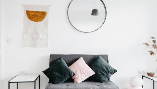 Oakgrove Apartment - 2 Bedroom with Terrance and private parking - Foto 5