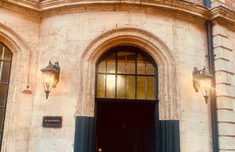 The Fifth Quarters, Grade II Listed Apartment, The Lace Market, NG1, City Centre, Nottingham, Sleeps 4 - Photo 16