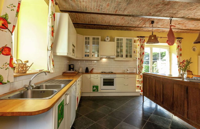 Wonderful Holiday Home in Saint-hubert With Sauna - Photo 12