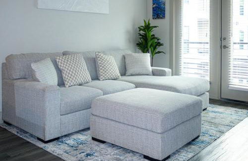 New! The Vibe Med Center Apartments - Central Houston - Photo 2