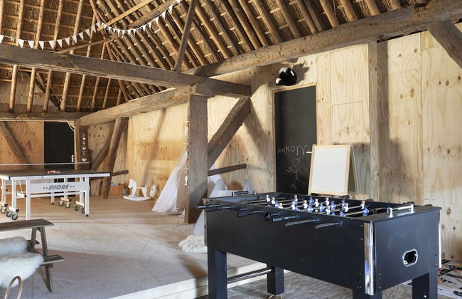 Luxuriously Restored Farmhouse With Trendy Interior Close to sea and Forest - Foto 64