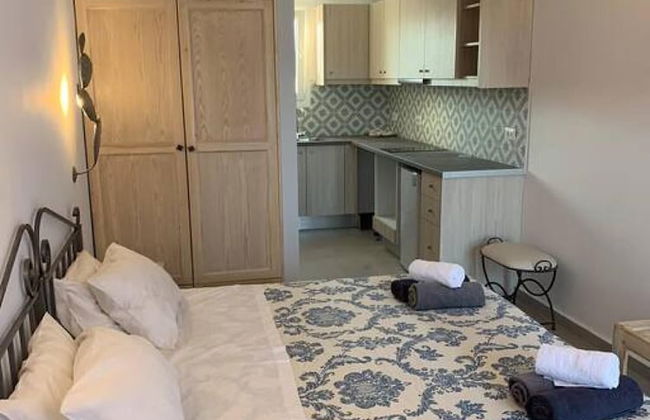 SUN Studio 6 - Close TO 180 Sunset BAR - Photo 3