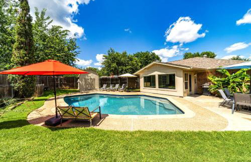 Private Pool, Entire House, In the Center of DFW - Foto 34