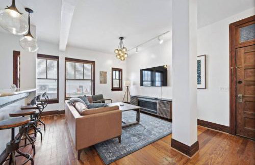 Historic, chic loft 3 blocks from The Strand in downtown Galveston - Foto 14