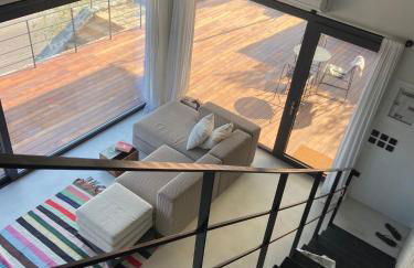 A House with A View - Foto 14