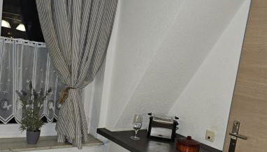 Gemütl Wohnung mit Blick auf den Hafen - Foto 2