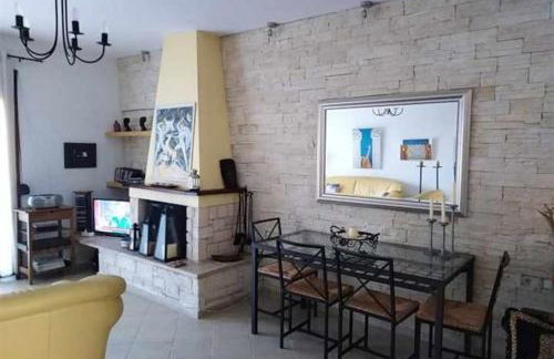 Spacious 3 bed house with sea view - Foto 17