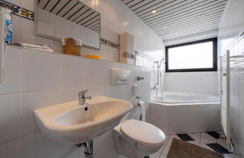 Schöne Wohnung in der Nähe von Düsseldorf und Duisburg - Photo 14