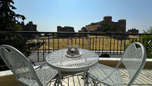 The Three Views - Foto 2