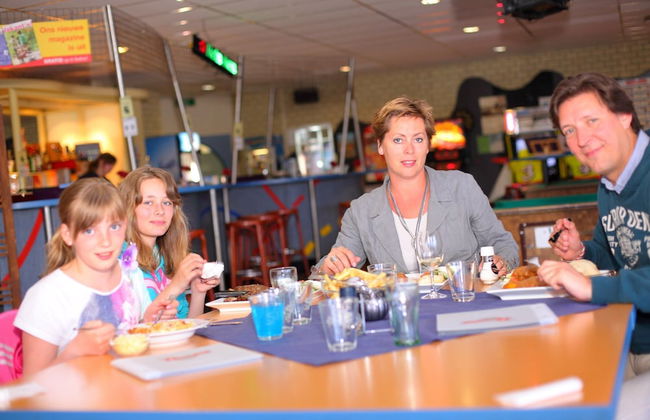 Cozy Chalet Near Breskens Sea - Photo 14