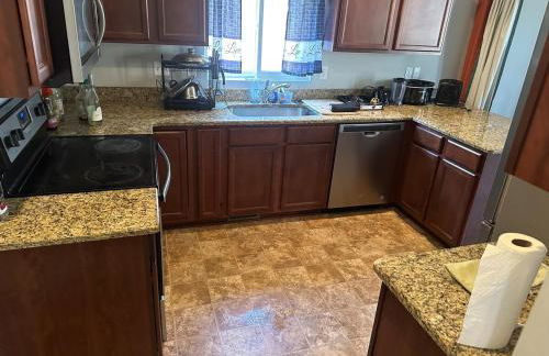 Nice Basement room in the house - Foto 1