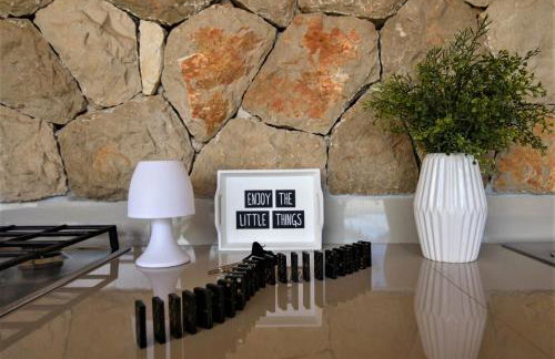 Villa Bosilen with private pool, near Trogir, Split airport, quiet area, family villa - Photo 16