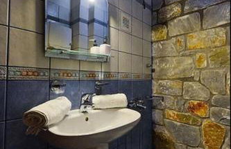 SOFIA, Luxury Stone Villa in Stoupa with Private Pool, BBQ and Amazing Sea View - Foto 18