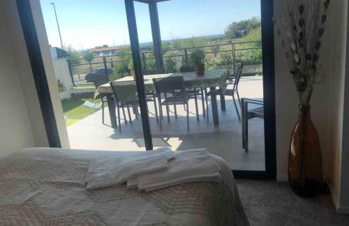 Beautiful new ocean facing villa - Foto 29