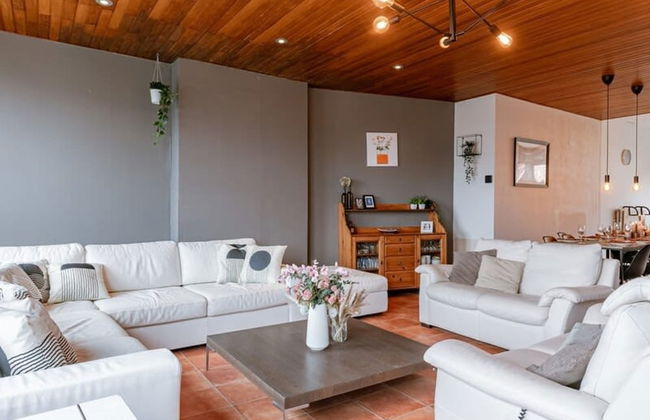 Spacious Vacation Home for 12 Guests in Westende - Photo 1