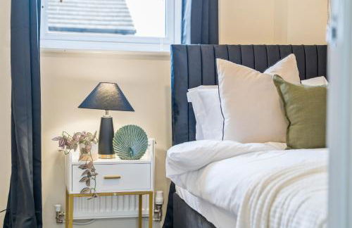 Spacious 4-Bed Home Near Cribbs & Bristol - Foto 42