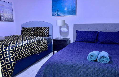 Ibiza Royale -Sleeps 6-Free Parking -Wi-Fi - Foto 21