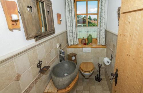 Quaint Holiday Home in Feldwies near Ski Area - Foto 45