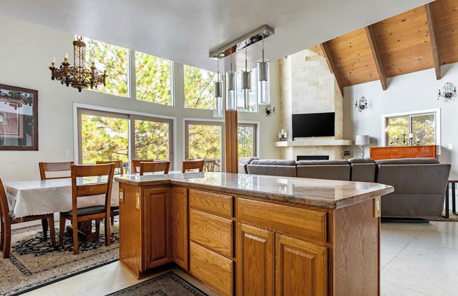 Mystic Ridge by Avantstay Game Room + Views - Foto 11