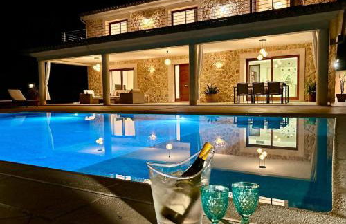 Ca'n Mutxo, vistas increíbles, piscina y barbacoa - Foto 1