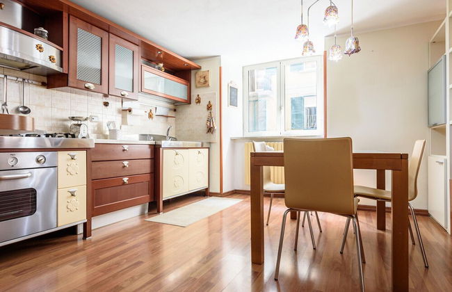 Via Melisurgo 23 in Napoli - Foto 25