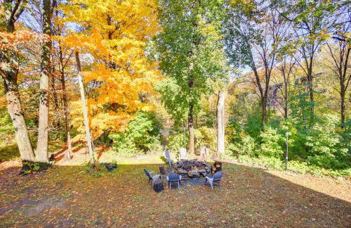 Riverfront Apt with Fire Pit and Yard in Millers Falls - Foto 24