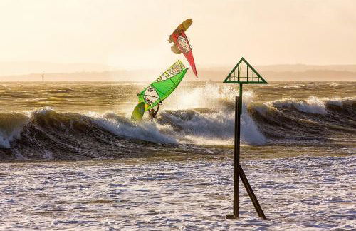Seafront Studio Snug by the Sea - Sea Views - Foto 37