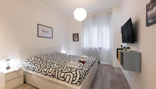 Caracciolo, 28 - Ampio per 5, posizione perfetta - Foto 2