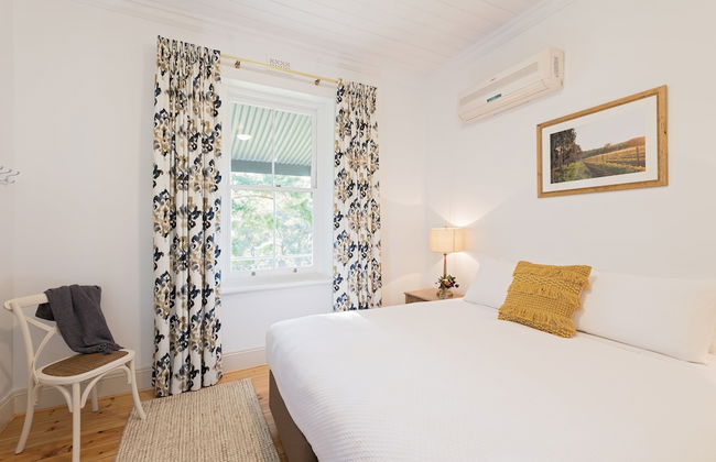 The Other House - Photo 3