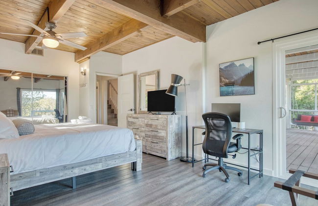 Lake Access, Game Room, Firepit, 3 Decks w/ Views Lakeview Ridge by Avantstay - Foto 22