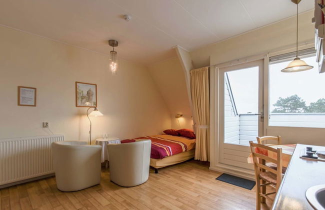 Unique Studio on Large Estate With sea View - Photo 7