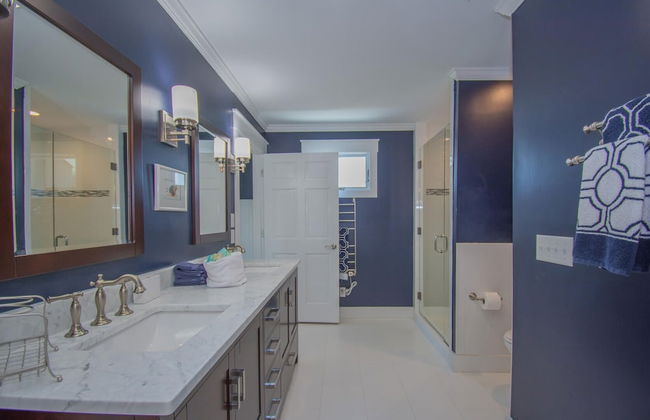 5 Bed Sleeps 12 With Water Views - Photo 21