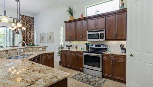 Pool Home in Gated Community - Foto 4