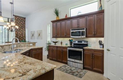 Pool Home in Gated Community - Foto 4