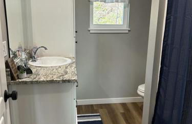 Lake House Retreat - Private Hot Tub - Foto 16