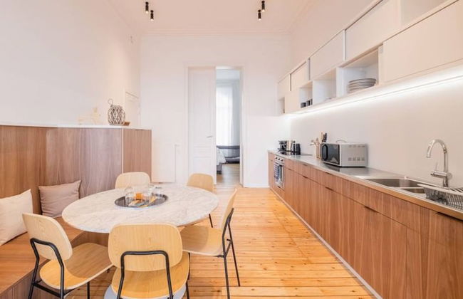 New Apartment Center of Trendy St Gille - Photo 1