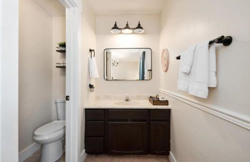 Family Getaway and Modern Farmhouse - Foto 10