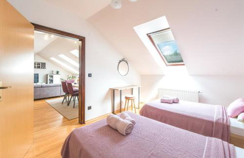 Old Pear Apartment - Photo 10