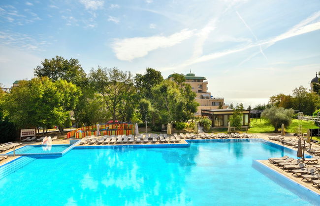 Apart Hotel Golden Line - Photo 1